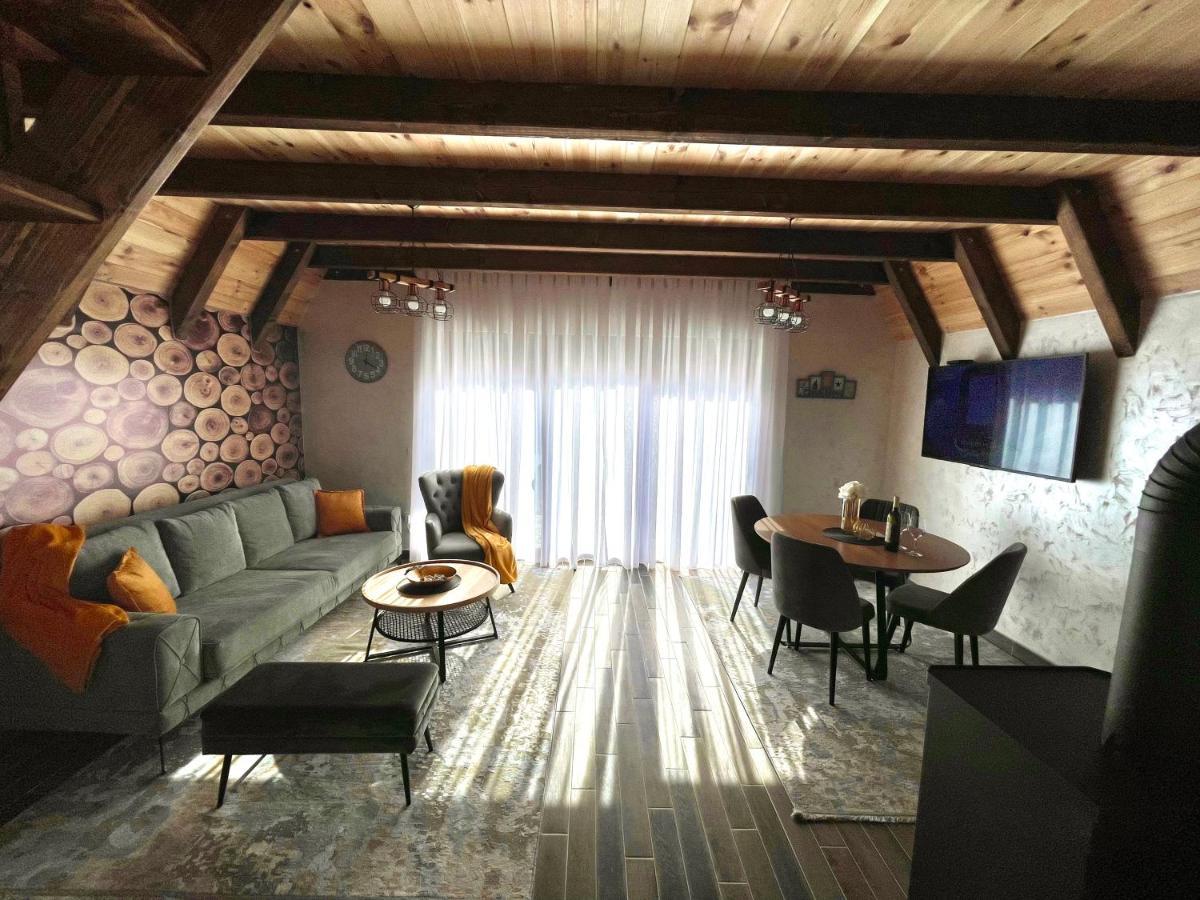 Lux Villas Zabljak Luaran gambar